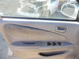 2001 TOYOTA COROLLA LE SILVER 1.8L AT Z17704